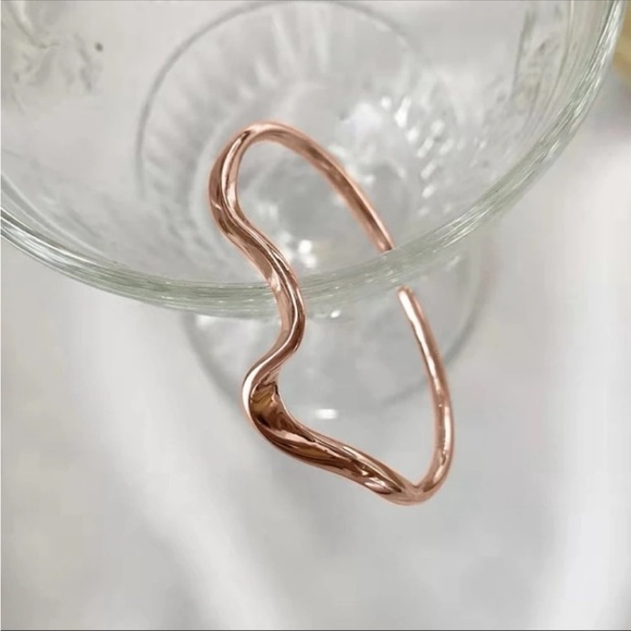 Rose Gold Spiral Copper Bangle - Picture 2 of 4